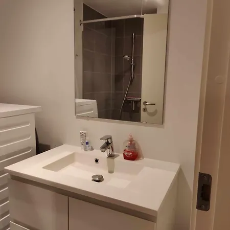2-bedroom In شقة